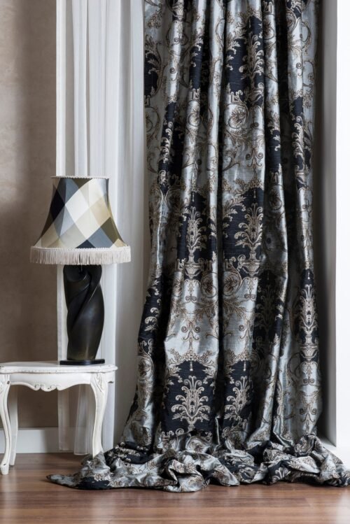 Rideau Brandon jacquard 100% PES, largeur 300 cm, motif vertical tous les 72 cm