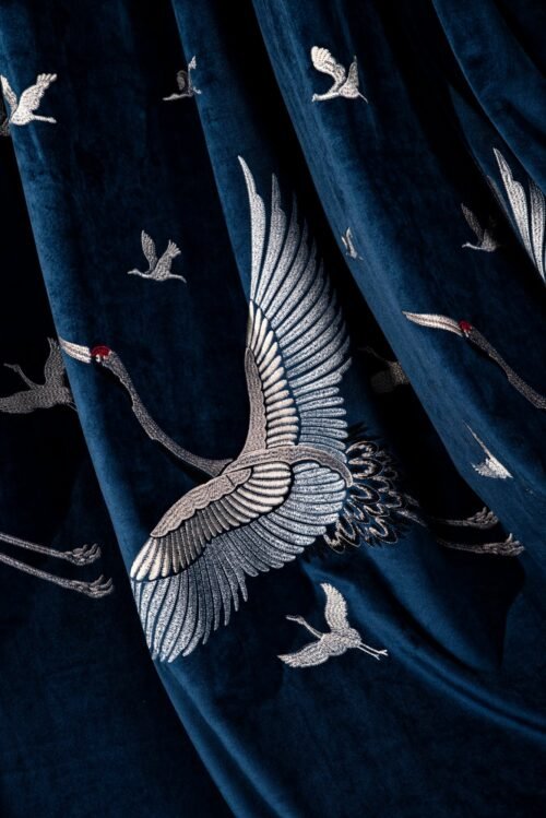 Rideau CRANE brodé 93% polyester 290 cm large collection Maestro