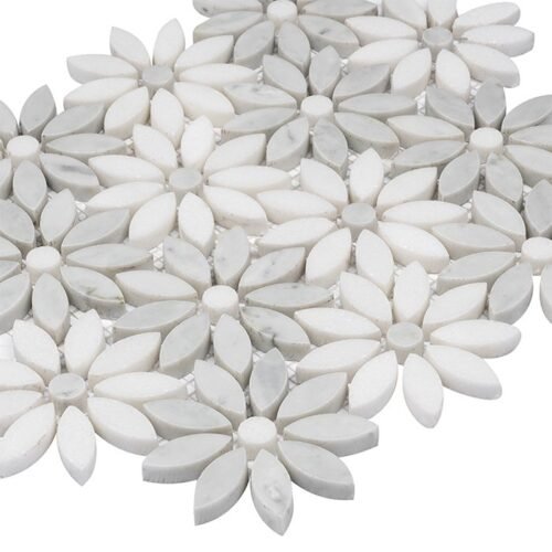 Mosaïque en marbre de Carrare blanc avec motifs floraux et géométriques