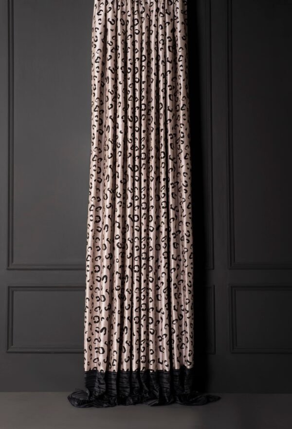 KBIRABOY Rideau KBIRA en broderie Maestro, 75% polyester 25% viscose, 300 cm