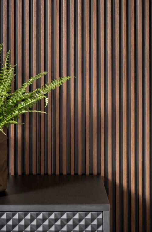 Lamelle Murale Chêne Foncé Stretto L0104 270cm motif étroit vue latérale
