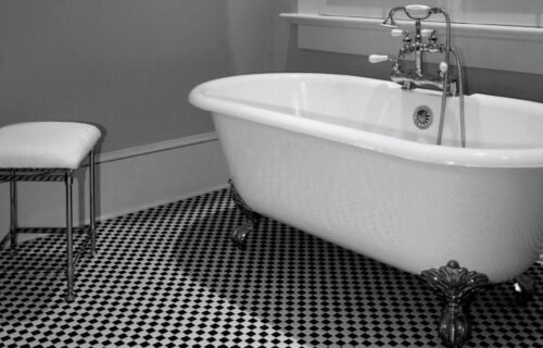 Carrelage mosaïque marbre noir et blanc 25x25 mm pour sols et murs