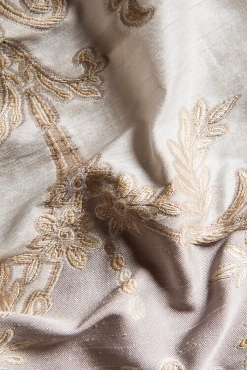Rideau Brandon jacquard 100% PES, largeur 300 cm, motif répété tous les 72 cm