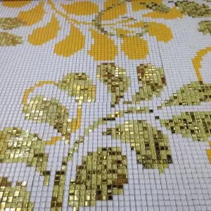 Mosaïque or contemporaine