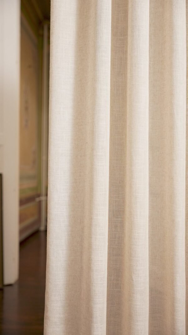 Rideau Bellagio en tissu 70% polyester 30% lin, collection Telamor Natural