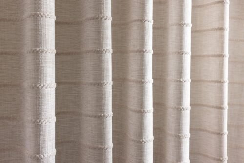 Rideau ARGATY 100% PES 320 cm motif vertical 9 cm