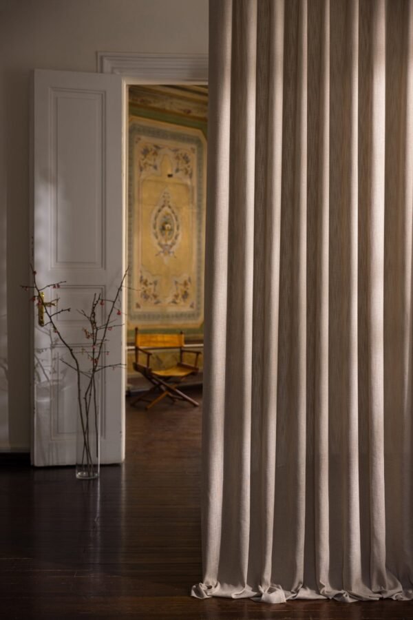 Rideau Kenmare tissu plain 92% polyester 6% coton 2% lin 325 cm