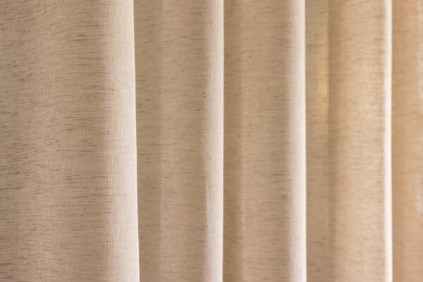 Rideau Martel tissu uni 39% coton 36% polyester 25% lin largeur 300 cm