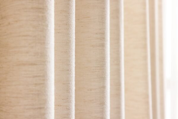 Rideau Shantron plain 97% polyester 305 cm Telamor Natural